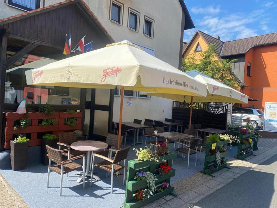 Bauer'S Pension-Restaurant-Catering Grosshabersdorf Exterior foto